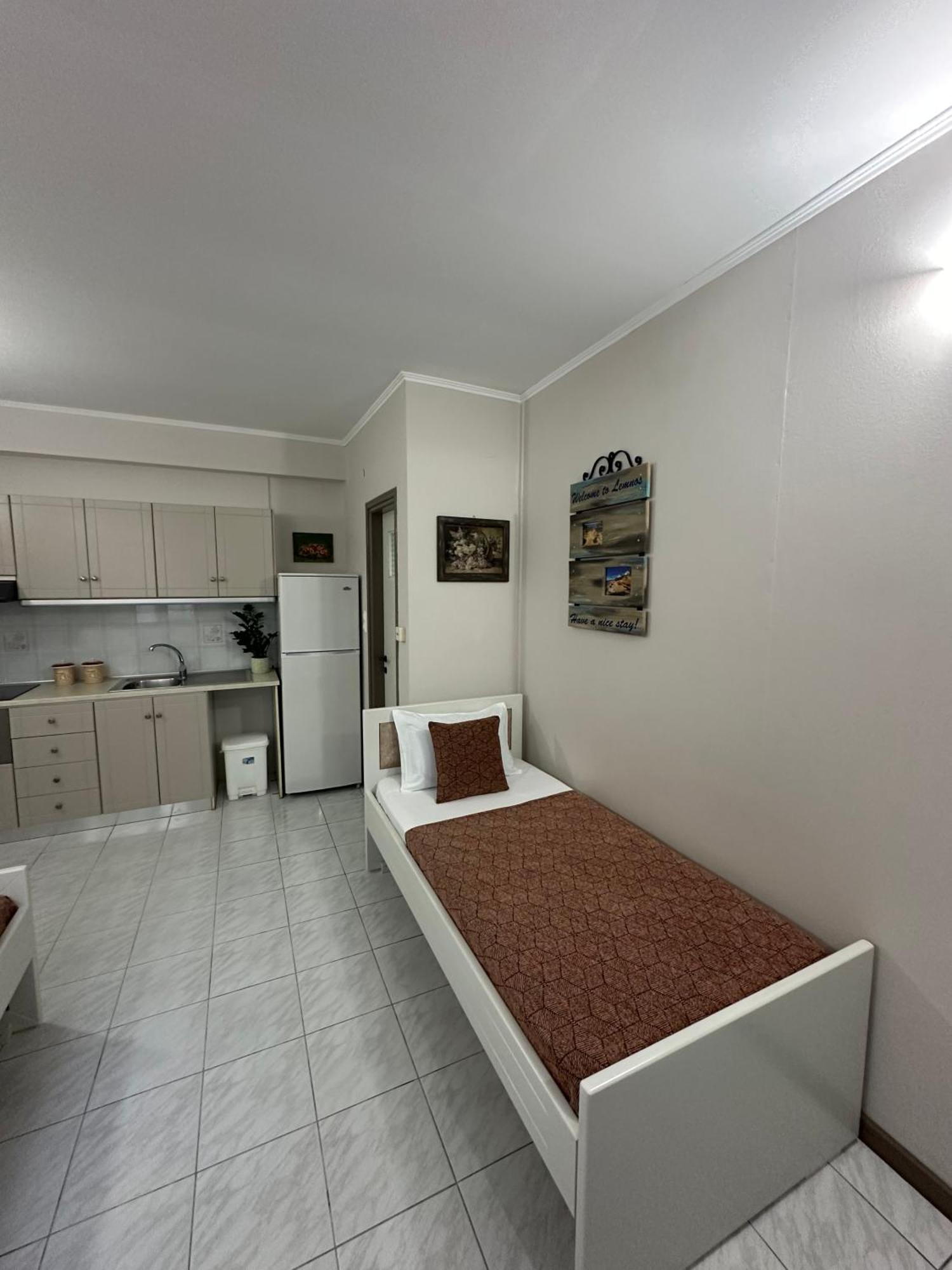 Repanidi Apartments Repanidhion 外观 照片